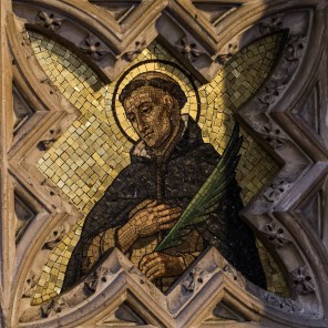 고르쿰(쾰른)의 성 요한_photo by Lawrence OP_at the High Altar of the Priory Church of St Dominic in London_England.jpg